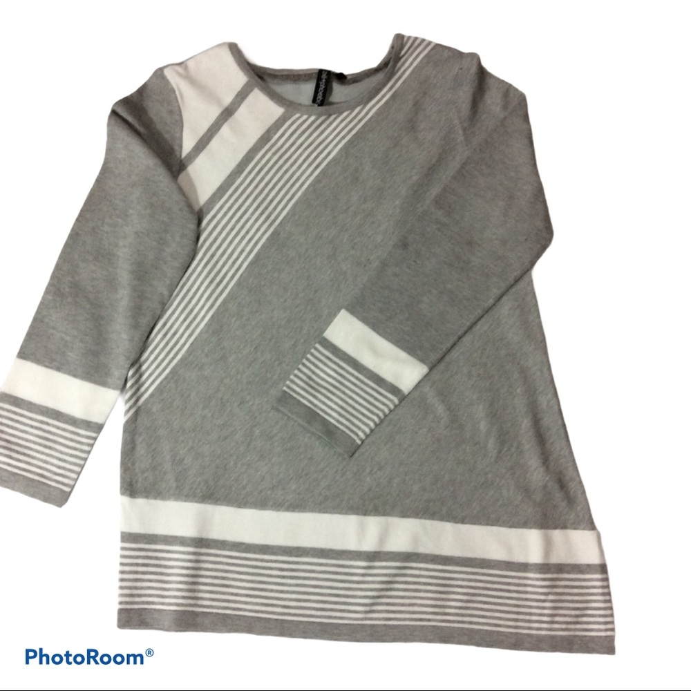 GRAY ASYMMETRICAL TUNIC SWEATER
